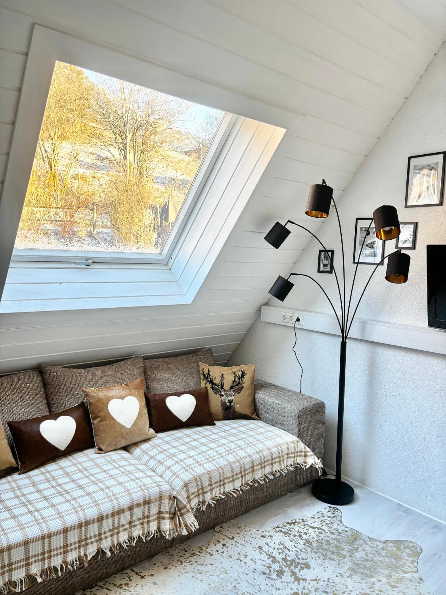 Lechtaler Alpenblick Landeck - Privatzimmer & Ferienwohnung Ngoại thất bức ảnh