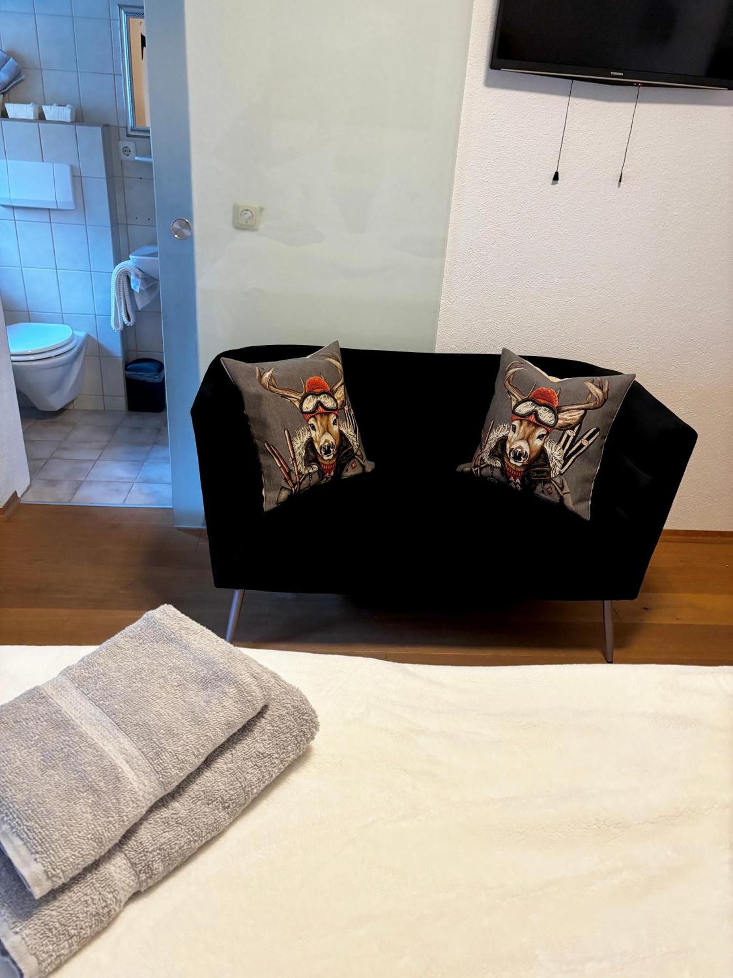 Lechtaler Alpenblick Landeck - Privatzimmer & Ferienwohnung Ngoại thất bức ảnh