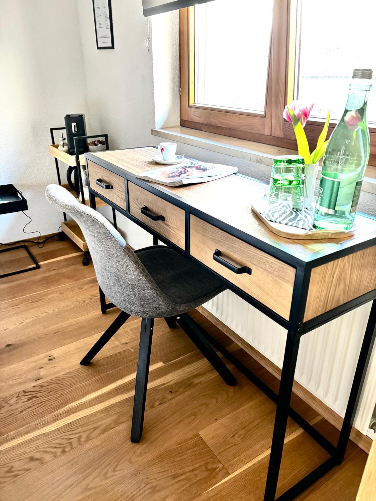 Lechtaler Alpenblick Landeck - Privatzimmer & Ferienwohnung Ngoại thất bức ảnh