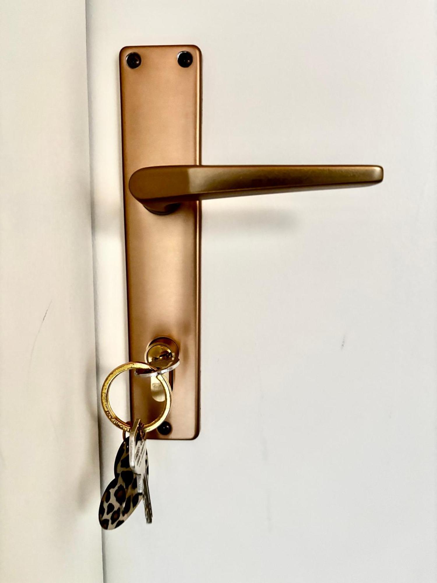 Lechtaler Alpenblick Landeck - Privatzimmer & Ferienwohnung Ngoại thất bức ảnh