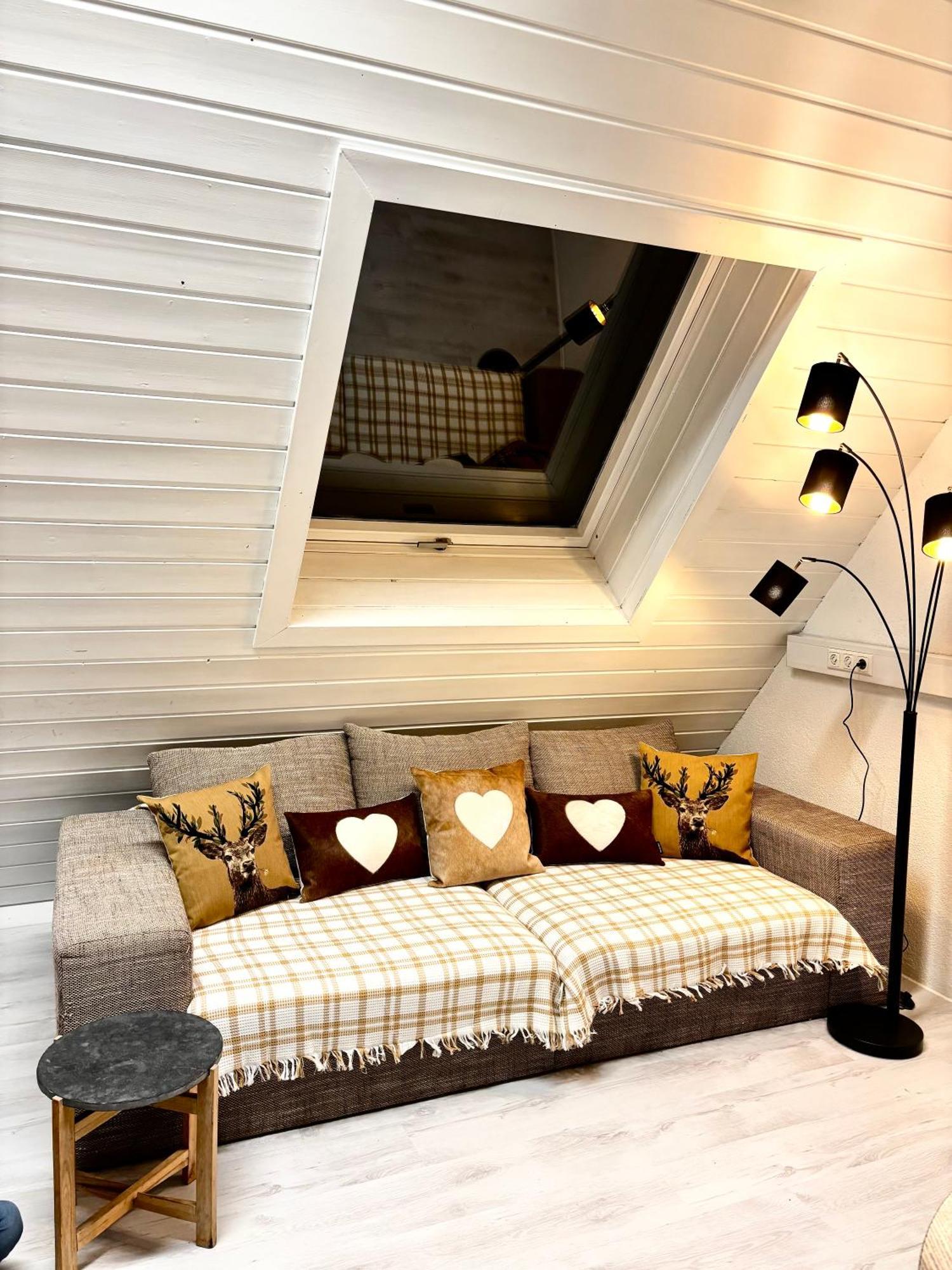 Lechtaler Alpenblick Landeck - Privatzimmer & Ferienwohnung Ngoại thất bức ảnh